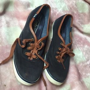 Keds